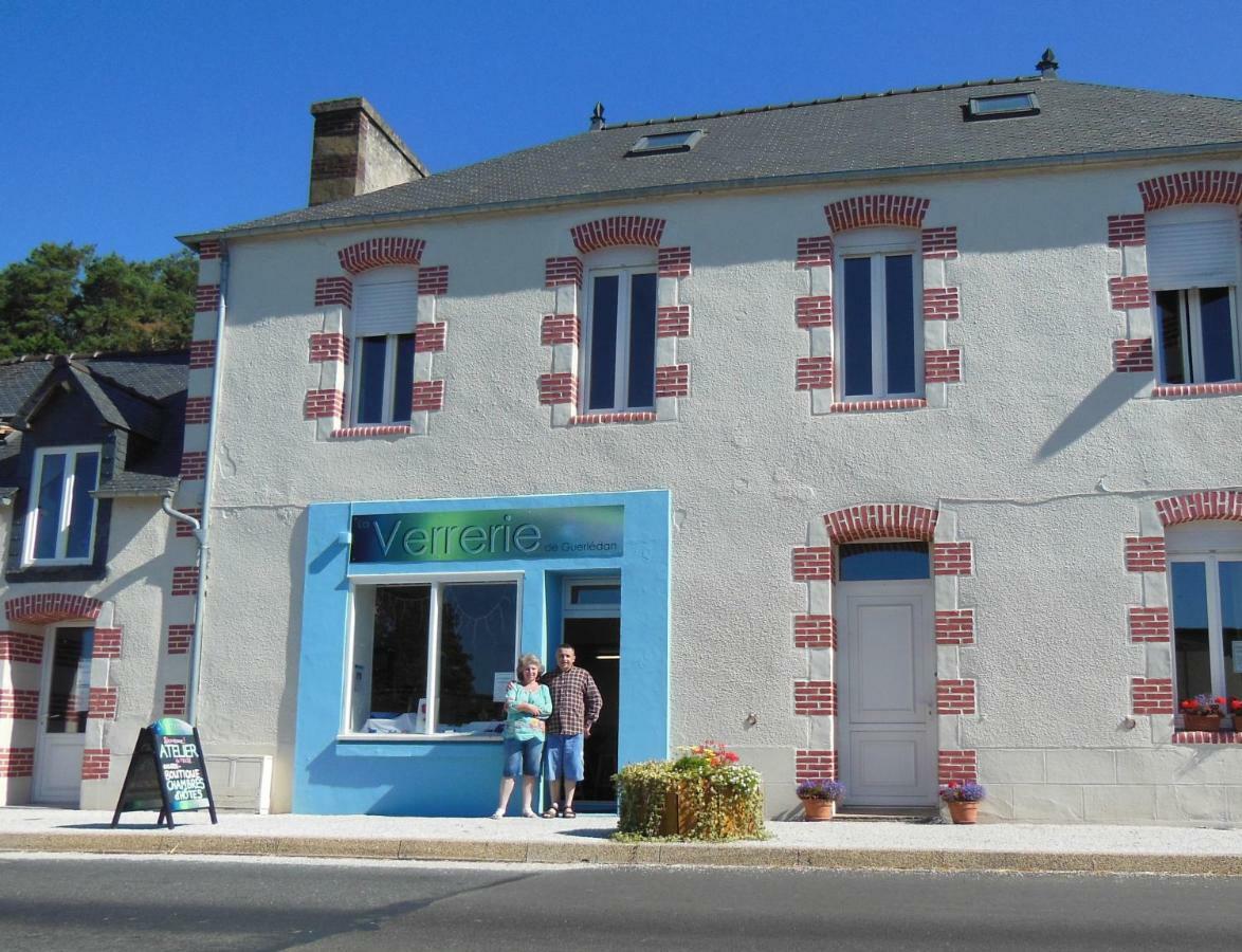 La Verrerie De Guerledan Caurel  Exterior foto